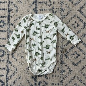 🎁5/$15 🎁 Dinosaur Print Bamboo Baby Onesie